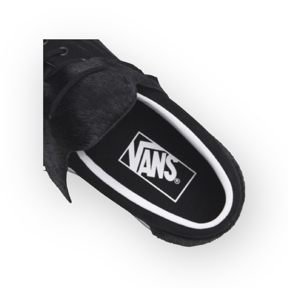 HTF: new Vans ™ ®✌︎︎ Origami Calf Hair Sneaker ✌︎︎ Black Leather Overlay ✌︎︎ - Picture 3 of 16